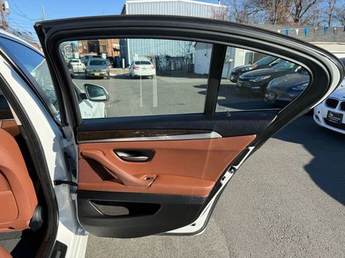 Used 2015 BMW 535i xDrive Sedan image 42