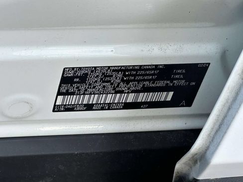 Used 2024 Toyota RAV4 LE AWD/4WD image 17