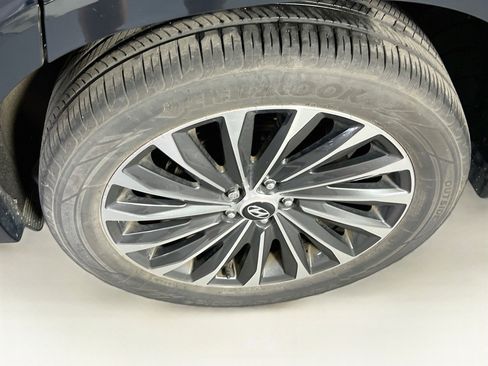 Used 2023 Hyundai Palisade Calligraphy w/ Winter Package image 34