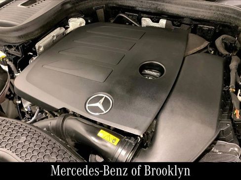 Certified 2023 Mercedes-Benz GLC 300 4MATIC Coupe image 34