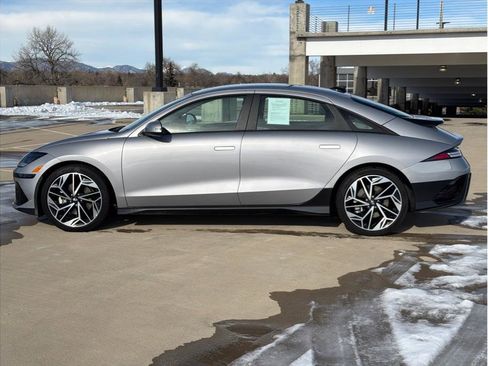 Used 2023 Hyundai Ioniq 6 SEL image 4