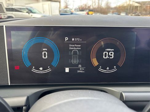 Certified 2025 Hyundai Tucson SE image 21