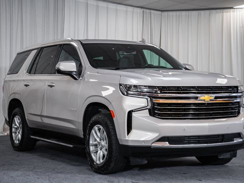 Used 2024 Chevrolet Tahoe LT w/ Luxury Package AWD/4WD image 1