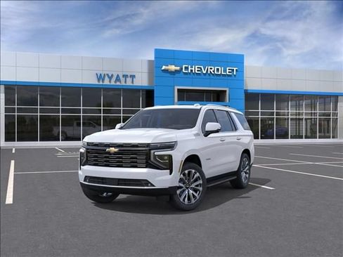 New 2026 Chevrolet Tahoe High Country w/ Sun And Tow Package AWD/4WD image 9