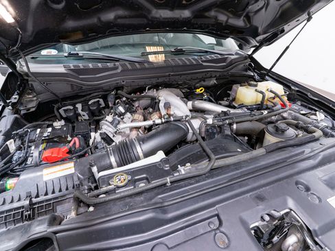 Used 2021 Ford F250 Platinum image 39