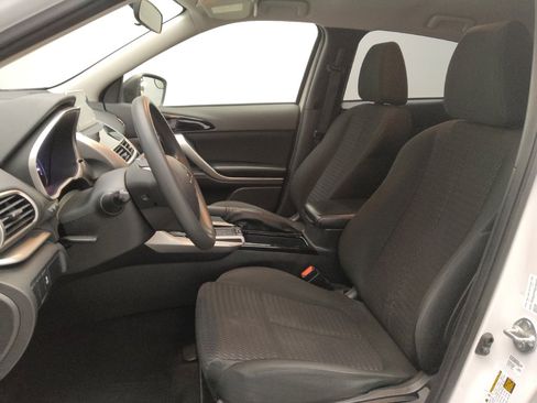 Used 2019 Mitsubishi Eclipse Cross AWD image 17