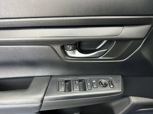 Used 2024 Honda CR-V LX image 10