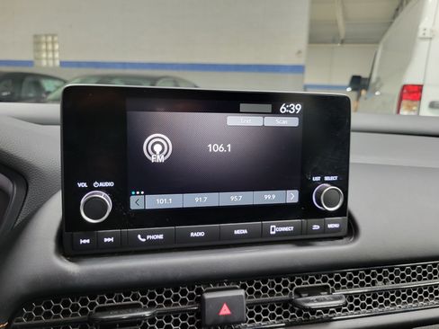 Used 2024 Honda HR-V Sport image 29