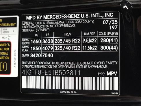 Used 2026 Mercedes-Benz GLS 580 4MATIC w/ Night Package image 40