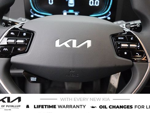 New 2026 Kia Niro LX FWD image 26