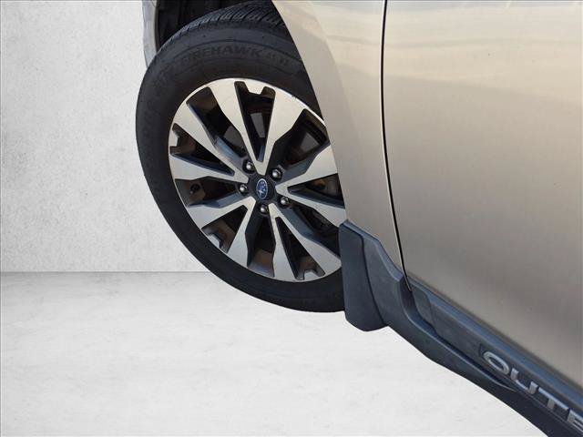 Used 2015 Subaru Outback 3.6R Limited AWD/4WD image 8