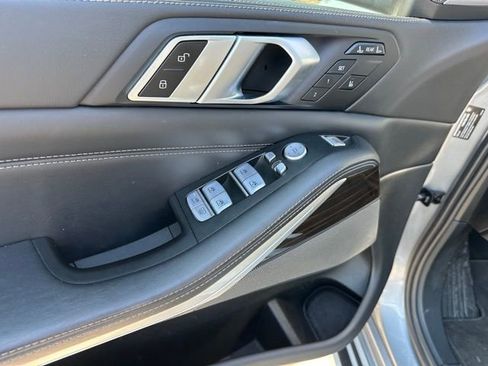 Used 2023 BMW X7 xDrive40i w/ Premium Package AWD/4WD image 22