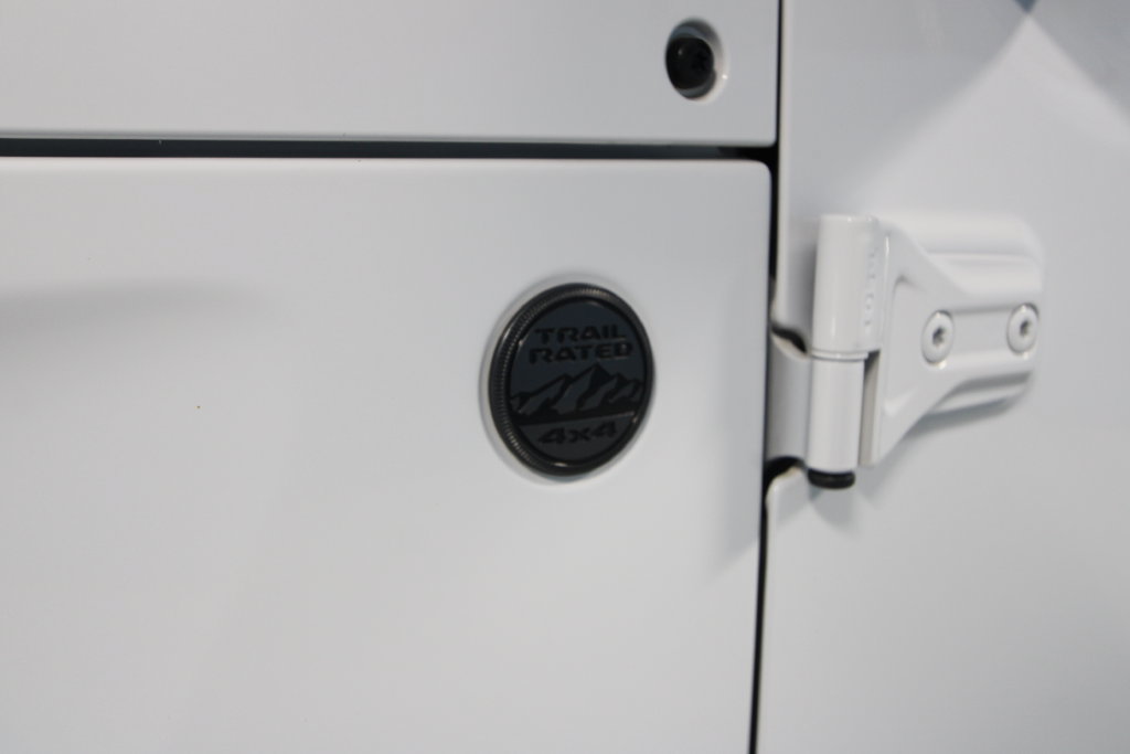 Used 2024 Jeep Gladiator Sport AWD/4WD image 34