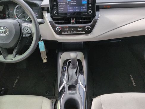 Certified 2021 Toyota Corolla LE FWD image 17