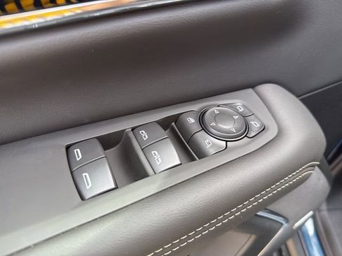 New 2026 GMC Yukon Elevation AWD/4WD image 10