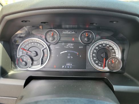 Used 2022 RAM 1500 Classic SLT w/ Electronics Group AWD/4WD image 13