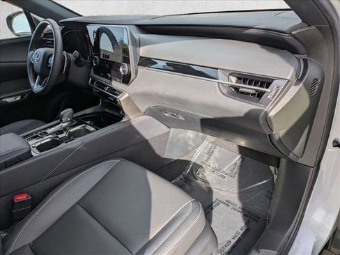 Used 2024 Lexus RX 350 AWD w/ Technology Package image 17