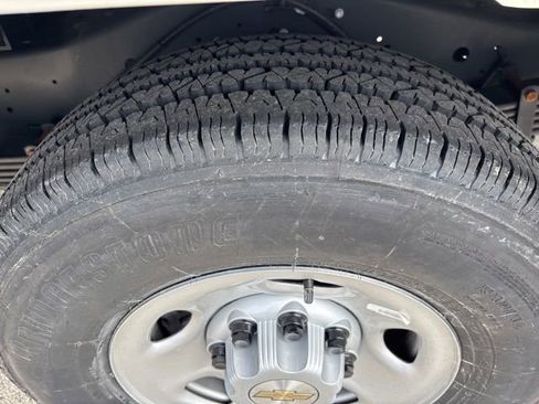 New 2025 Chevrolet Express 3500 w/ Power Convenience Package image 9