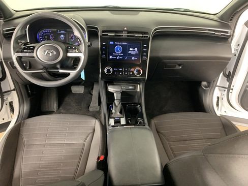 Used 2022 Hyundai Santa Cruz SE image 32