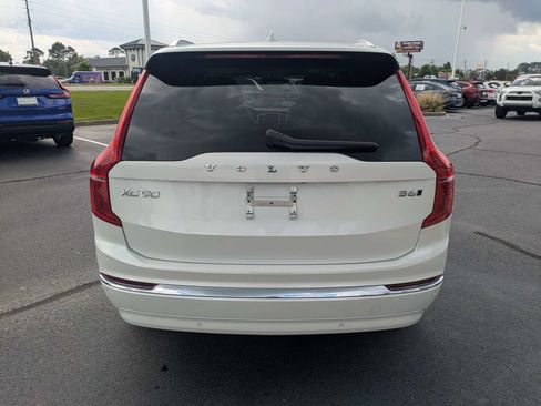 Used 2024 Volvo XC90 B6 Plus AWD/4WD image 6