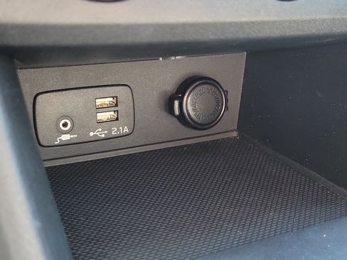 Used 2022 Subaru Crosstrek 2.5i Limited w/ Moonroof Package 2 image 13