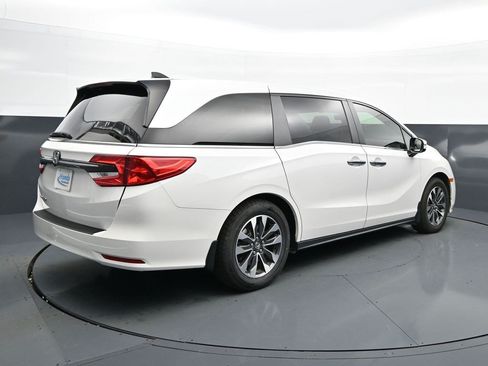 Used 2024 Honda Odyssey EX-L image 7