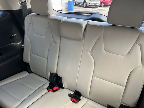 Used 2020 Kia Telluride SX w/ SX Prestige Package image 13