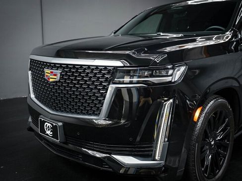 Used 2023 Cadillac Escalade Premium Luxury w/ Performance Package AWD/4WD image 8