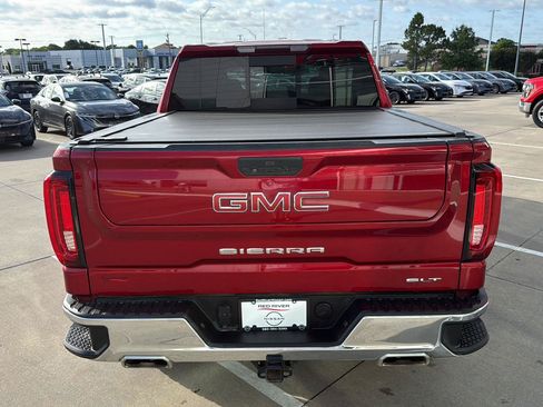 Used 2021 GMC Sierra 1500 SLT AWD/4WD image 7