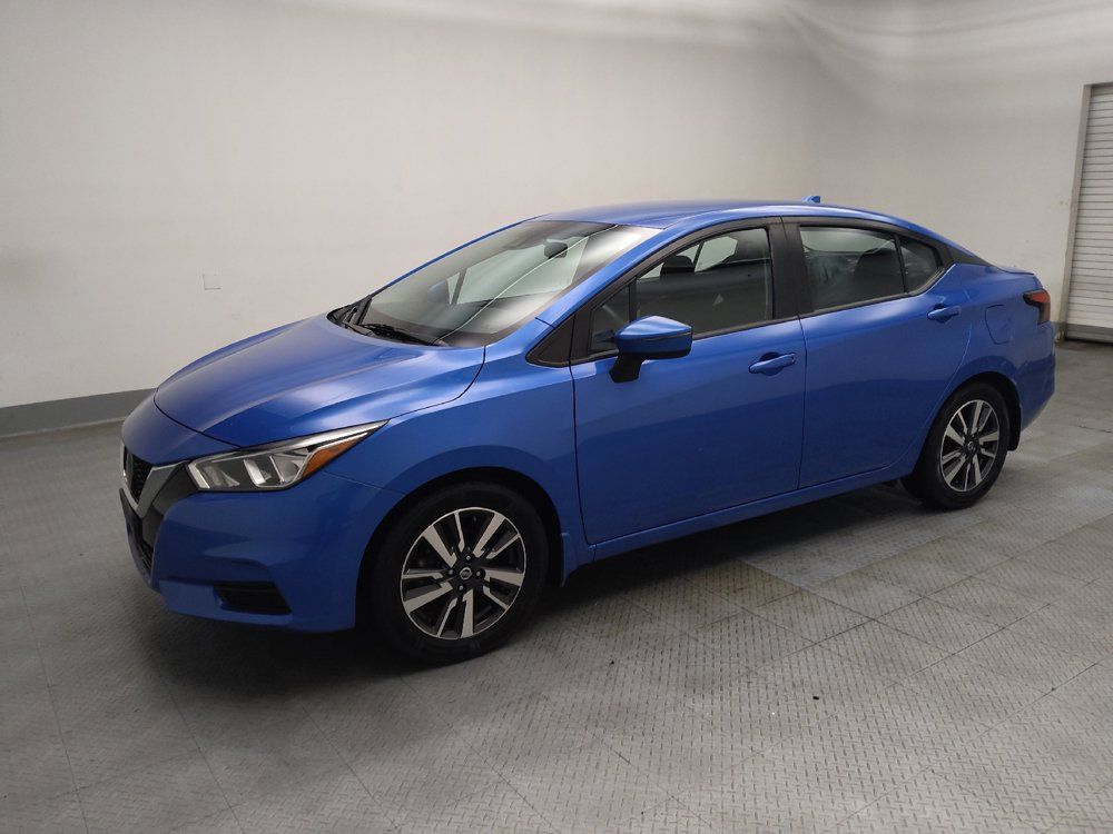 Used 2021 Nissan Versa SV FWD image 2