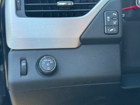 Used 2015 GMC Yukon SLE w/ Convenience Package RWD image 15