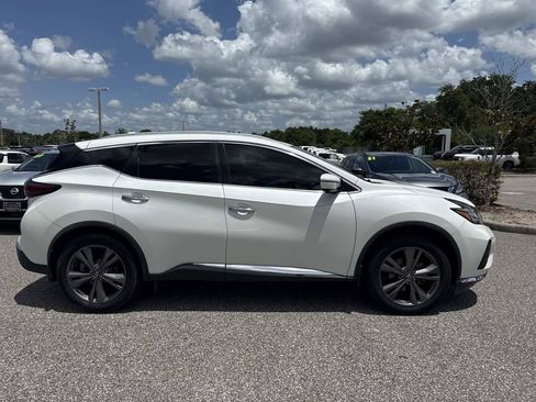 Certified 2019 Nissan Murano Platinum FWD image 2