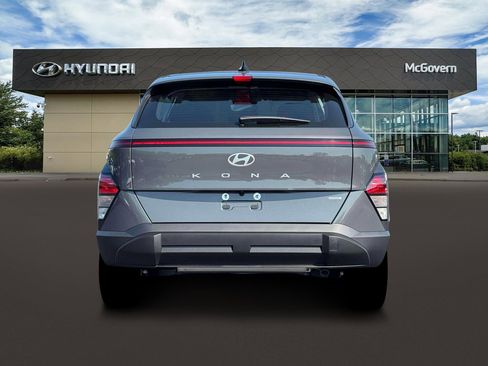 New 2026 Hyundai Kona SE image 6