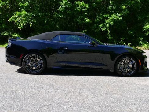 Used 2024 Chevrolet Camaro ZL1 RWD image 12