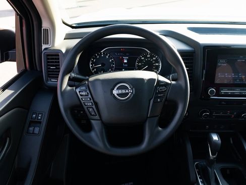 Used 2023 Nissan Frontier S w/ Technology Package image 11