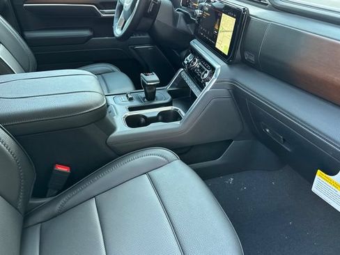 New 2026 GMC Sierra 1500 Denali AWD/4WD image 17