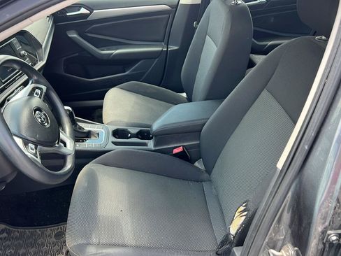 Used 2019 Volkswagen Jetta SE FWD image 10