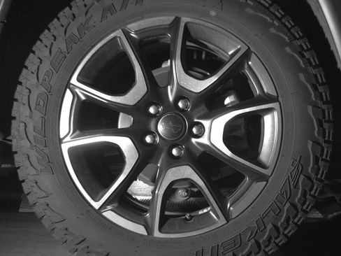 Used 2025 Jeep Compass Trailhawk image 15