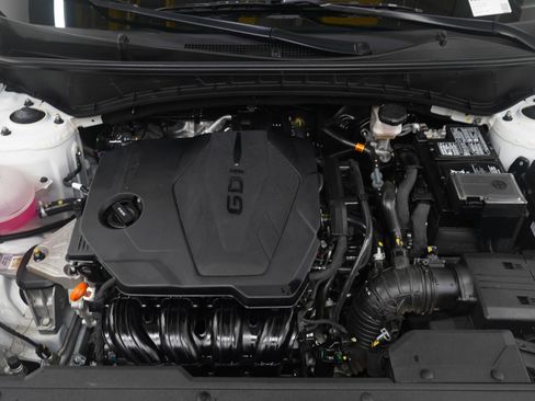 Used 2024 Hyundai Tucson SE image 31