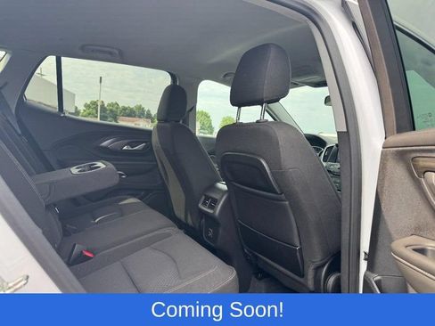 Used 2024 GMC Terrain SLE FWD image 11