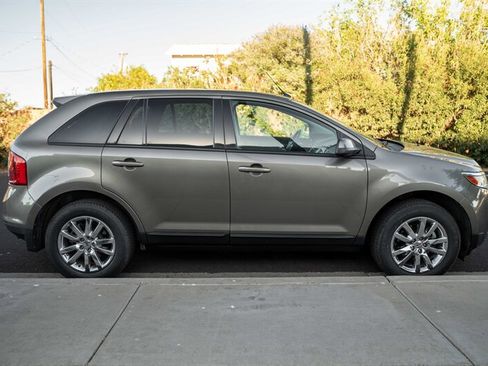 Used 2013 Ford Edge SEL FWD image 6