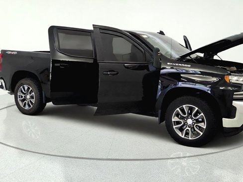 Used 2020 Chevrolet Silverado 1500 LT w/ All-Star Edition AWD/4WD image 11