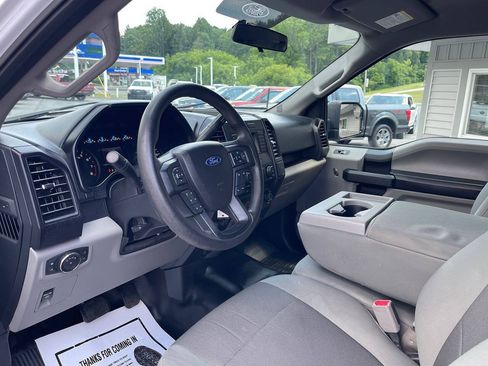 Used 2017 Ford F150 XL w/ Equipment Group 101A Mid AWD/4WD image 17