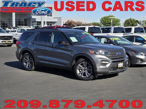 Certified 2024 Ford Explorer XLT w/ Equipment Group 202A RWD image 1