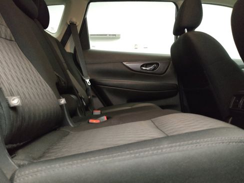 Used 2019 Nissan Rogue S w/ Special Edition Package FWD image 19