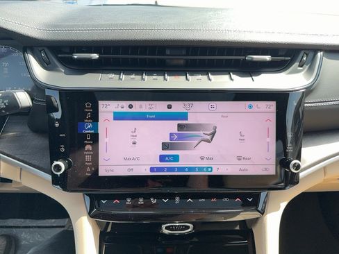 New 2026 Jeep Grand Cherokee L Limited w/ Limited Altitude Package AWD/4WD image 16