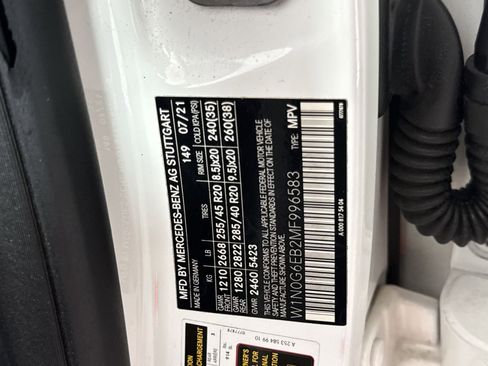 Used 2021 Mercedes-Benz GLC 43 AMG 4MATIC image 29