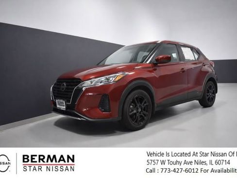 Used 2021 Nissan Kicks SV FWD image 1