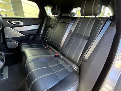 Used 2020 Land Rover Range Rover Velar R-Dynamic S image 26