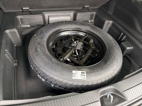 New 2026 Jeep Cherokee Laredo image 9